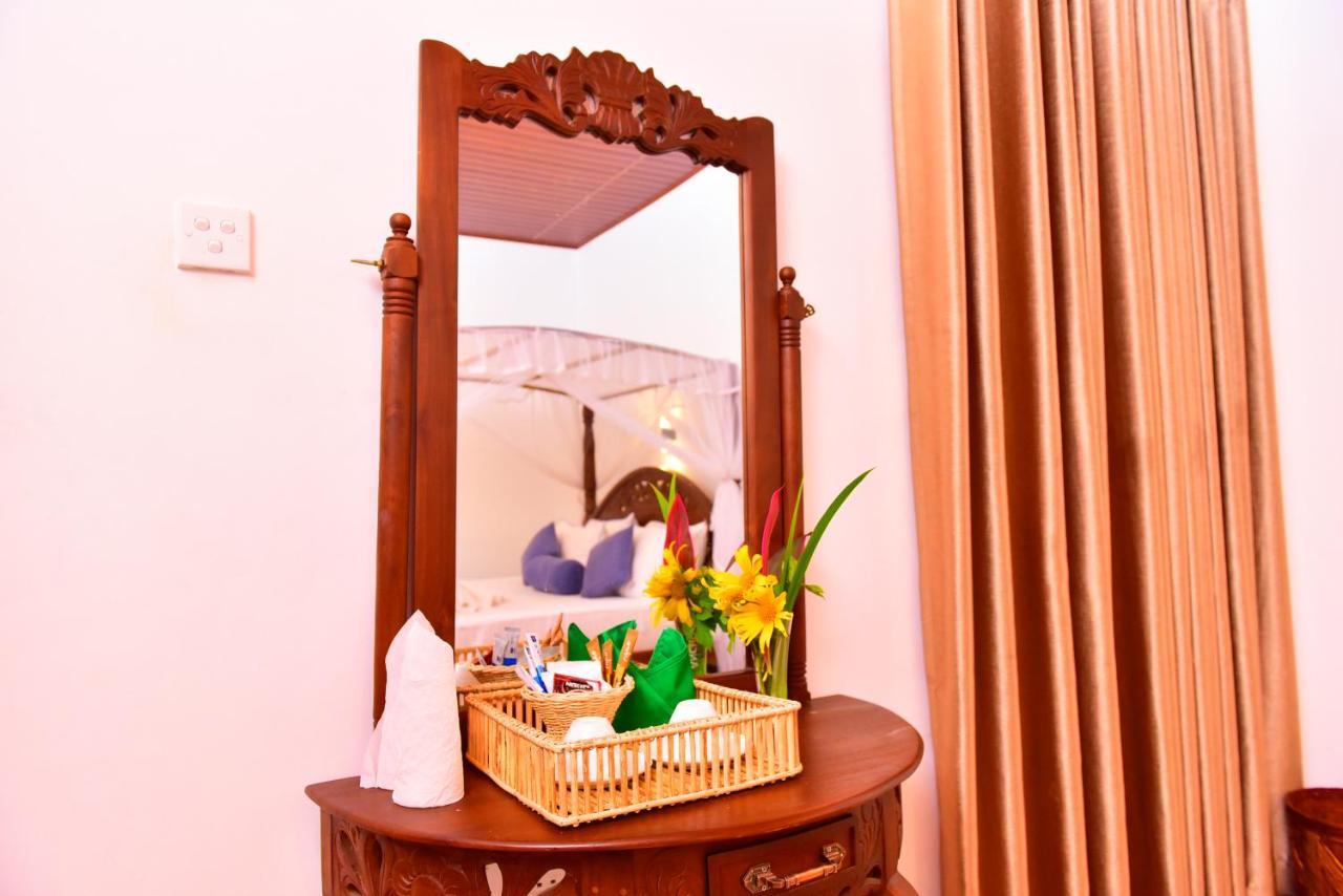 Ariya Rest & Ayurveda Spa Polonnaruwa Buitenkant foto