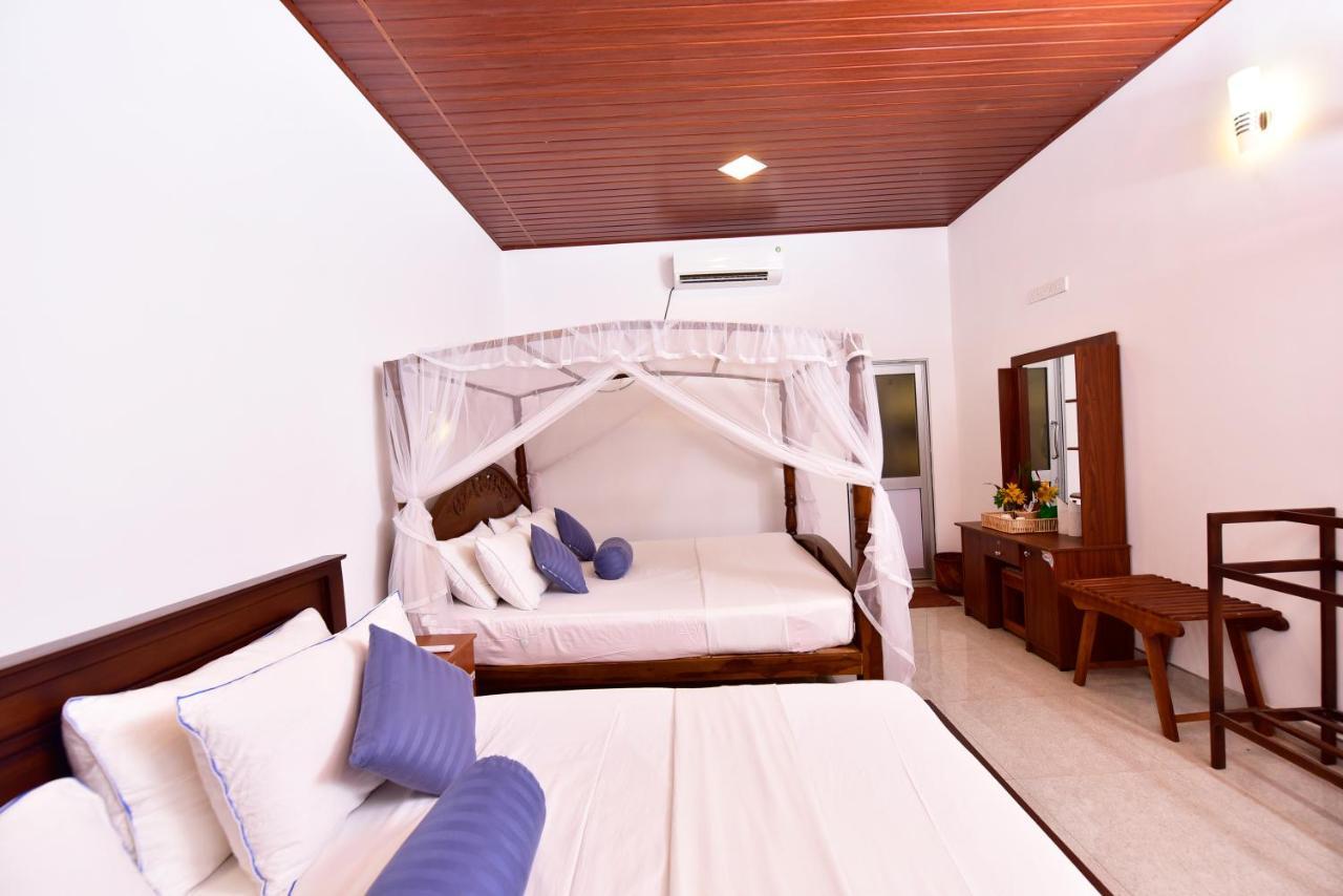 Ariya Rest & Ayurveda Spa Polonnaruwa Buitenkant foto