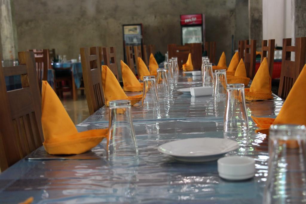 Ariya Rest & Ayurveda Spa Polonnaruwa Buitenkant foto